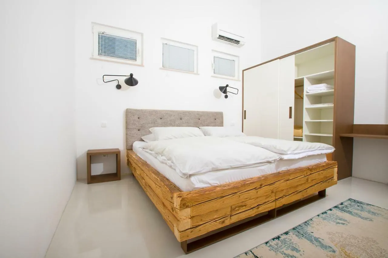 Apartmán Sunsetloft Vir 0*,